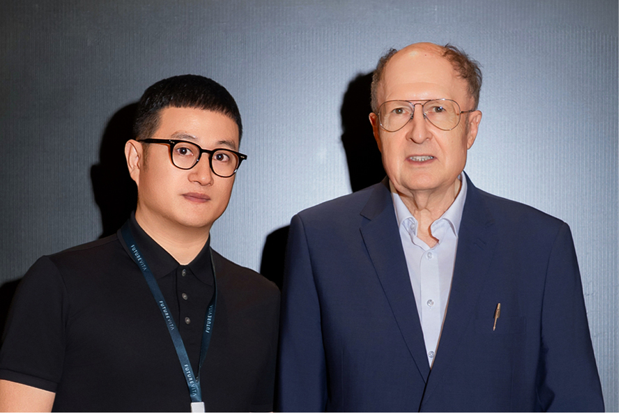 诺奖得主 Gregory Winter与睿挚科技创始人Mike